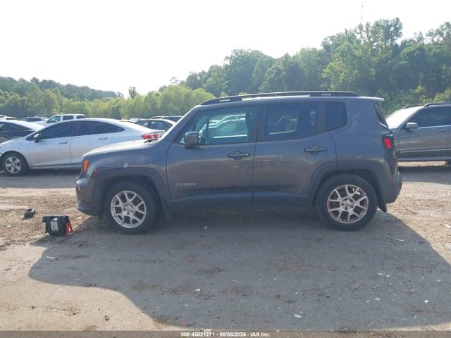2019 JEEP RENEGADE LATITUDE FWD 13