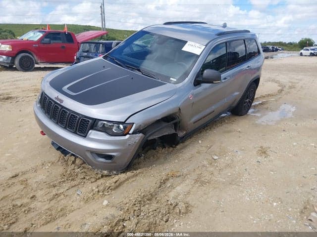 2017 JEEP GRAND CHEROKEE TRAILHAWK 2