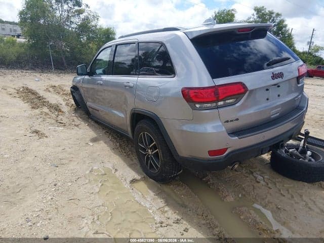 2017 JEEP GRAND CHEROKEE TRAILHAWK 3