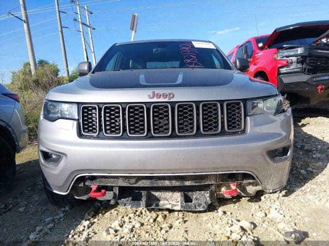 2017 JEEP GRAND CHEROKEE TRAILHAWK 6