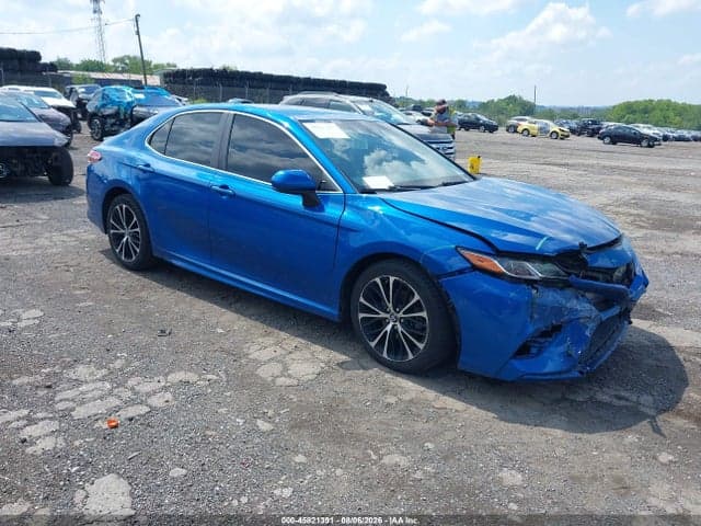 2018 TOYOTA CAMRY SE - 1