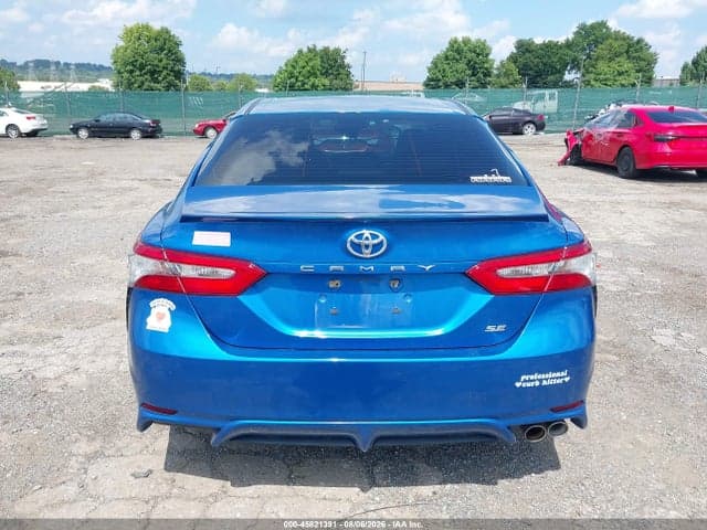 2018 TOYOTA CAMRY SE 15