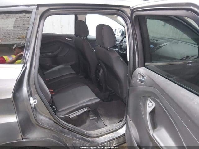 2017 FORD ESCAPE SE 8