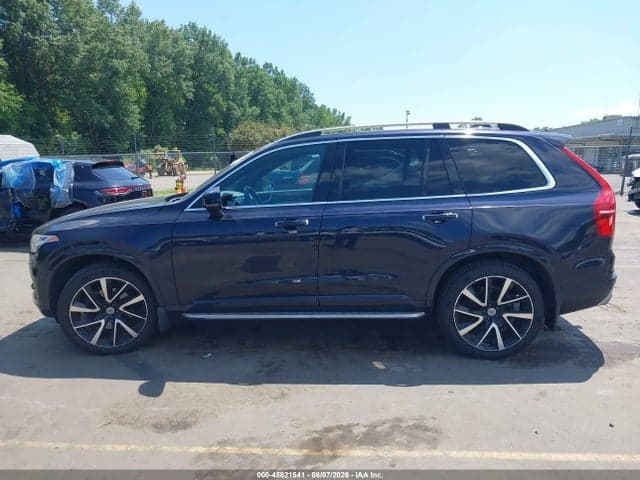 2017 VOLVO XC90 T6 MOMENTUM 14