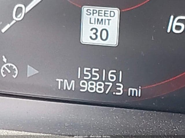2017 VOLVO XC90 T6 MOMENTUM 15
