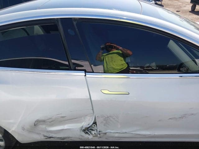 2018 TESLA MODEL 3 LONG RANGE/PERFORMANCE 13