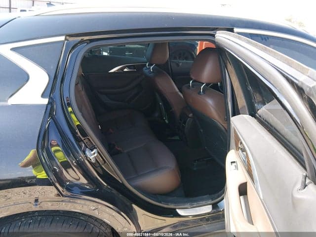 2017 INFINITI QX30 PREMIUM 8