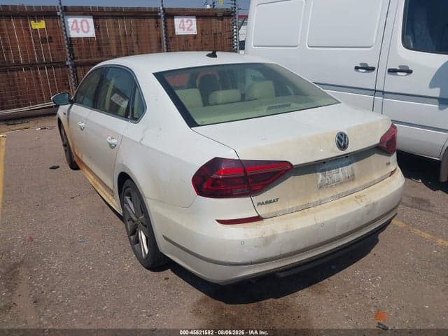 2019 VOLKSWAGEN PASSAT 2.0T SE R-LINE 3