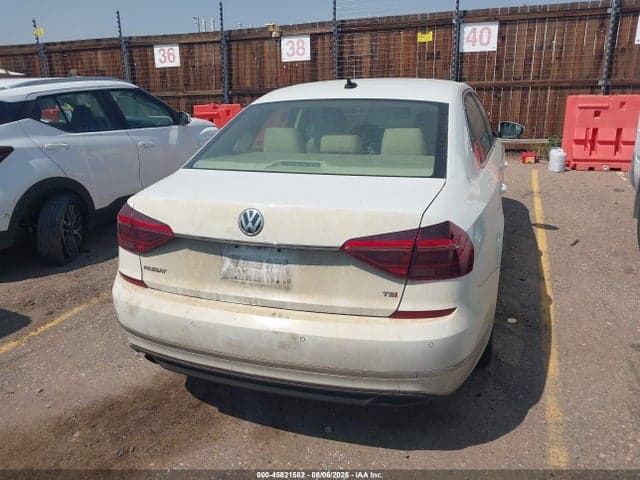 2019 VOLKSWAGEN PASSAT 2.0T SE R-LINE 4