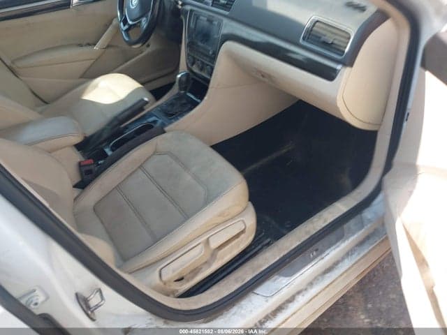 2019 VOLKSWAGEN PASSAT 2.0T SE R-LINE 5