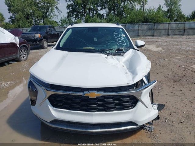 2025 CHEVROLET TRAX FWD LT 13