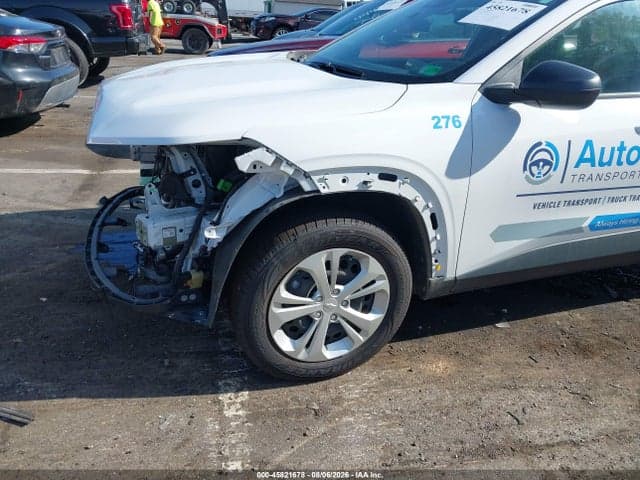 2025 CHEVROLET TRAX FWD LS 22