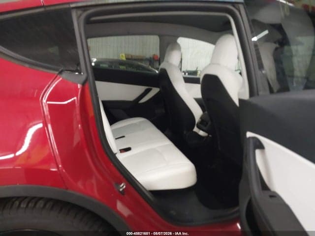 2021 TESLA MODEL Y LONG RANGE DUAL MOTOR ALL-WHEEL DRIVE 8
