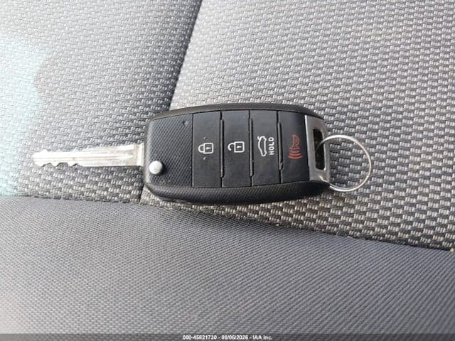 2017 KIA FORTE LX 11