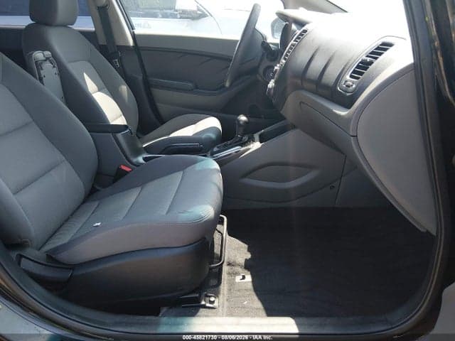 2017 KIA FORTE LX 5