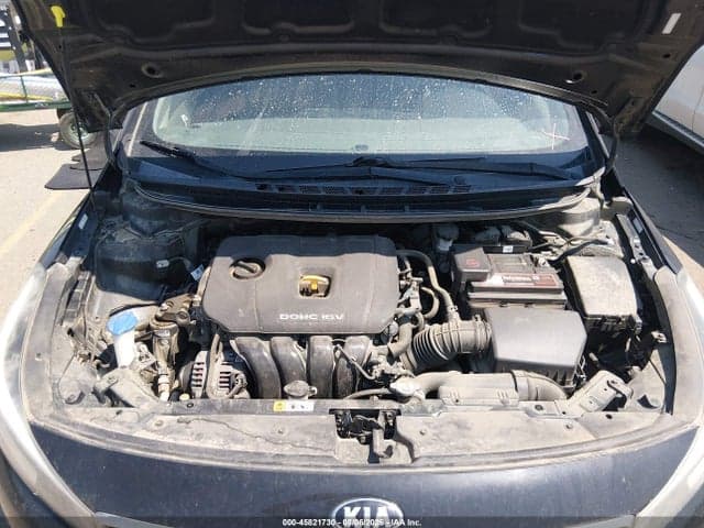 2017 KIA FORTE LX 10