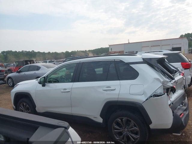 2025 TOYOTA RAV4 HYBRID XLE PREMIUM 15