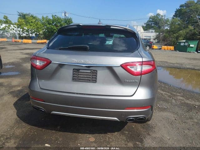 2017 MASERATI LEVANTE S 16