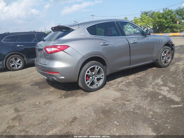 2017 MASERATI LEVANTE S 4