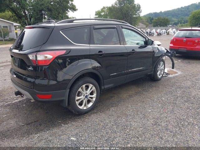 2018 FORD ESCAPE SE 4