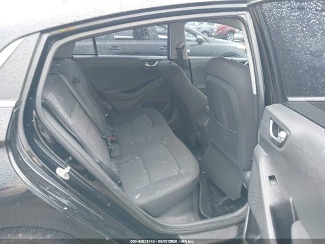 2017 HYUNDAI IONIQ HYBRID SEL 8