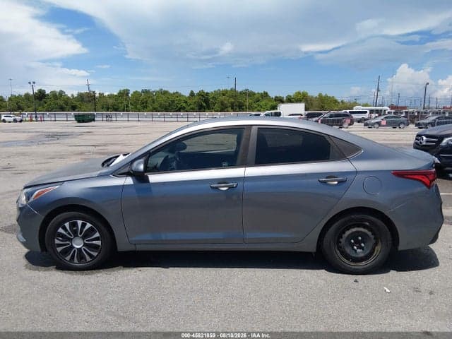2019 HYUNDAI ACCENT SE 13