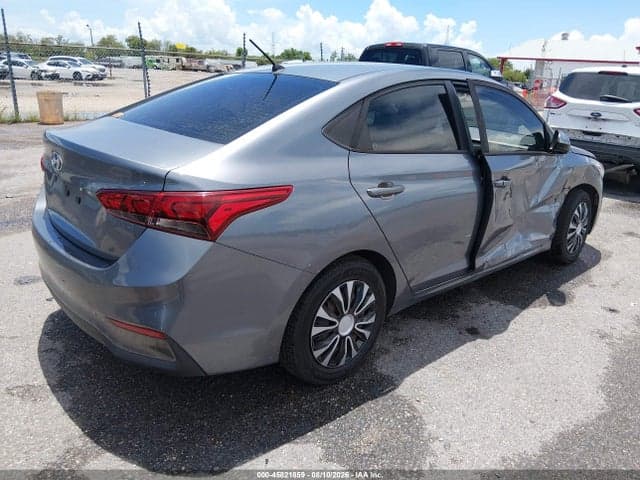 2019 HYUNDAI ACCENT SE 4