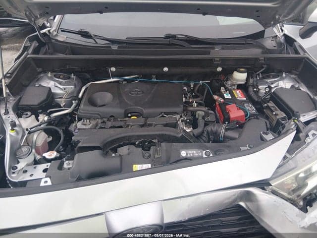 2019 TOYOTA RAV4 XLE 10