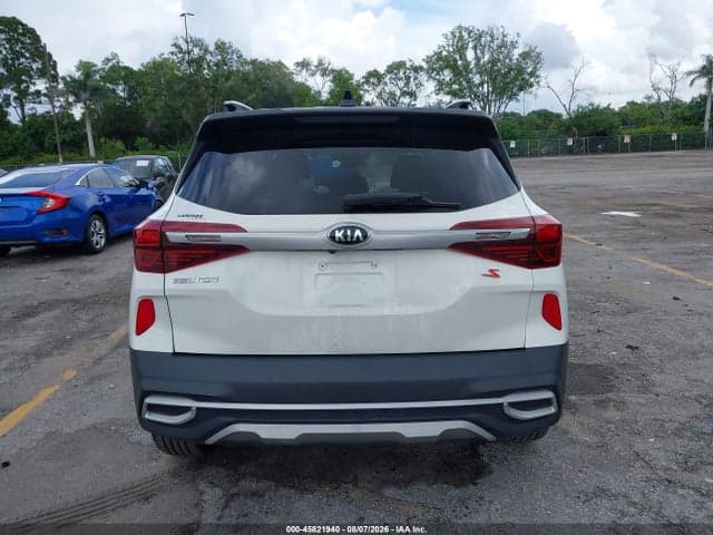 2021 KIA SELTOS S 16