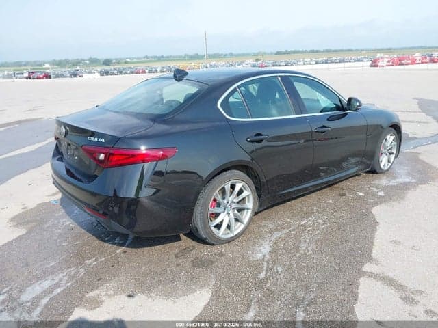 2017 ALFA ROMEO GIULIA AWD 4