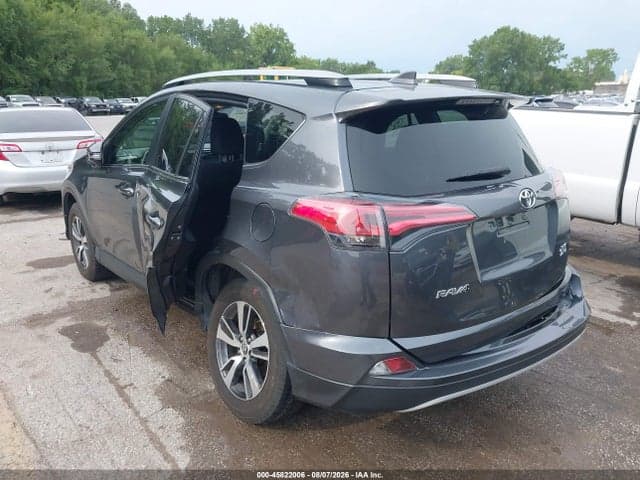 2017 TOYOTA RAV4 XLE 3