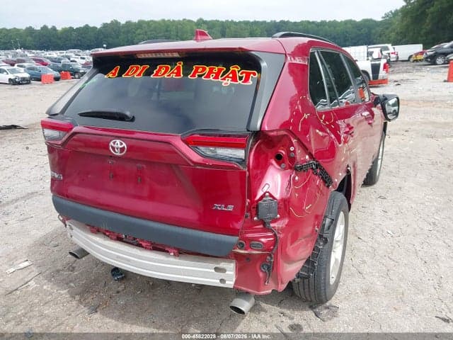 2021 TOYOTA RAV4 XLE 4