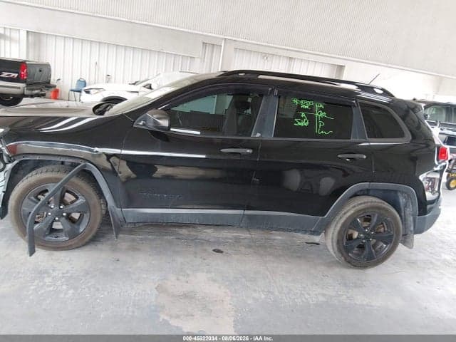 2017 JEEP CHEROKEE ALTITUDE 15