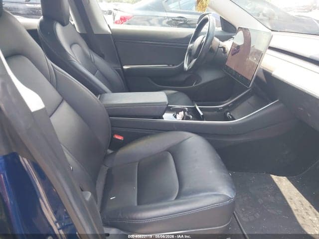 2018 TESLA MODEL 3 5