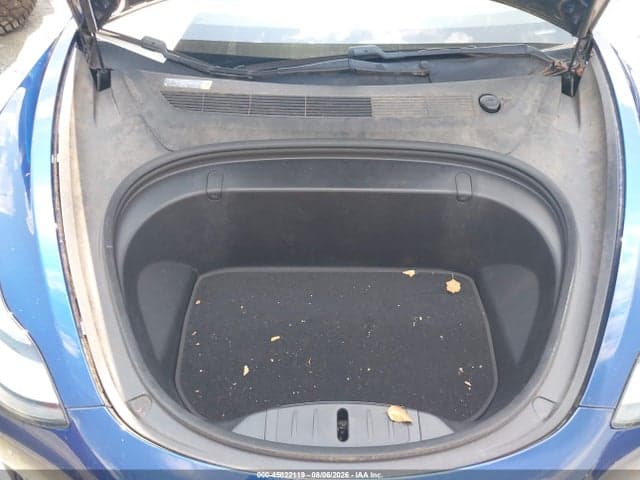 2018 TESLA MODEL 3 10