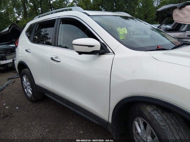 2017 NISSAN ROGUE SV 12