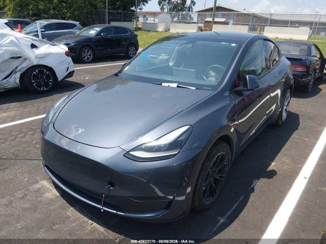 2023 TESLA MODEL Y RWD 2