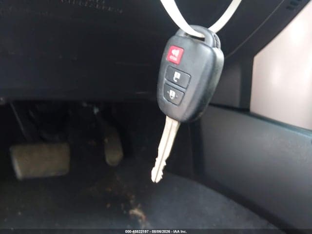 2018 TOYOTA RAV4 LE 11