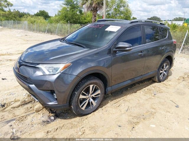 2017 TOYOTA RAV4 XLE 2