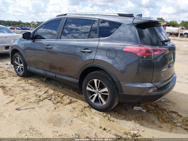 2017 TOYOTA RAV4 XLE 3