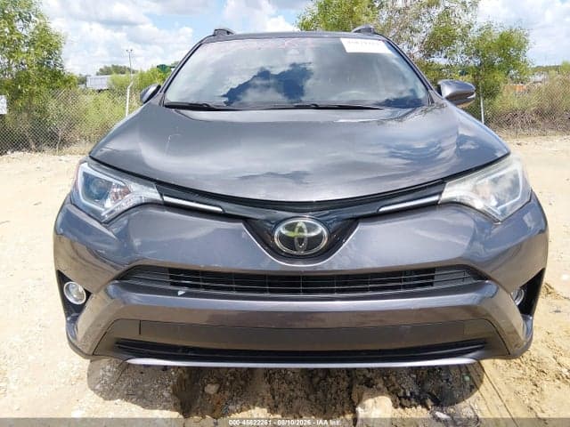 2017 TOYOTA RAV4 XLE 6
