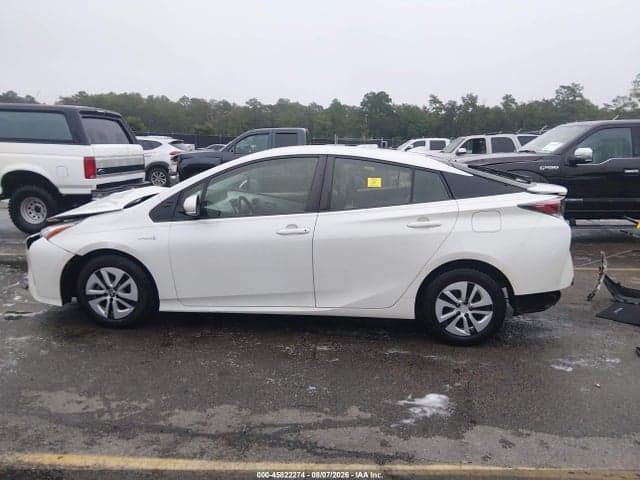 2017 TOYOTA PRIUS THREE 15