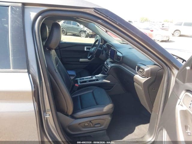 2023 FORD EXPLORER XLT 5