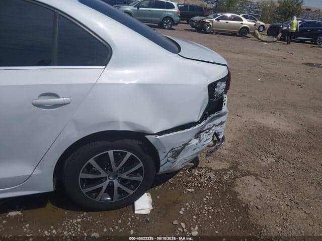 2017 VOLKSWAGEN JETTA 1.4T SE 6