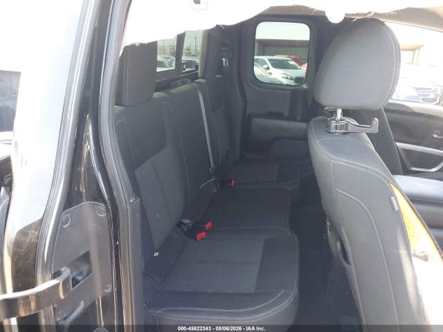 2018 NISSAN TITAN SV 8