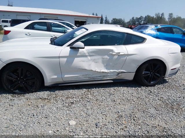2017 FORD MUSTANG ECOBOOST PREMIUM 6