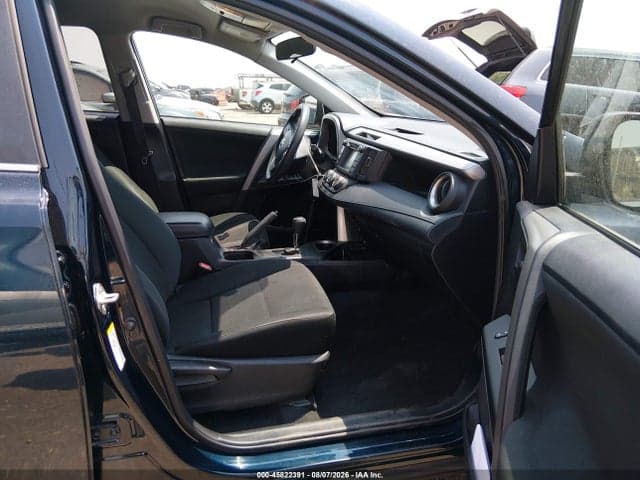 2018 TOYOTA RAV4 LE 5