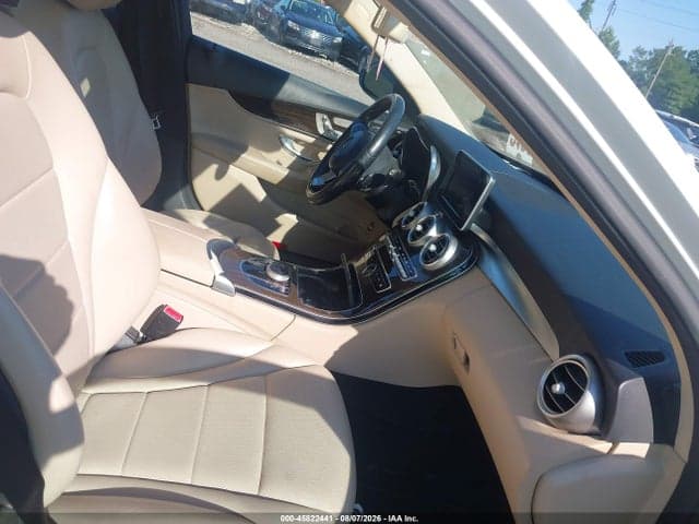 2018 MERCEDES-BENZ C 300 4MATIC 5