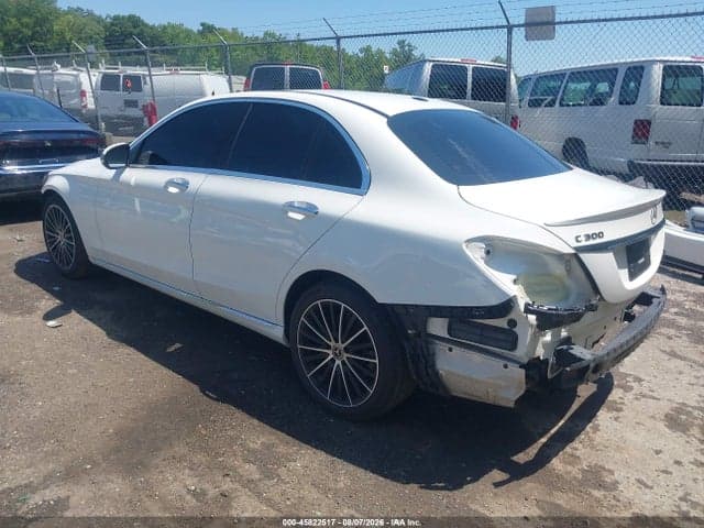 2019 MERCEDES-BENZ C 300 3