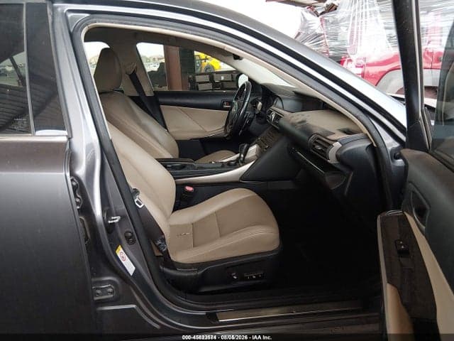 2017 LEXUS IS 200T 5